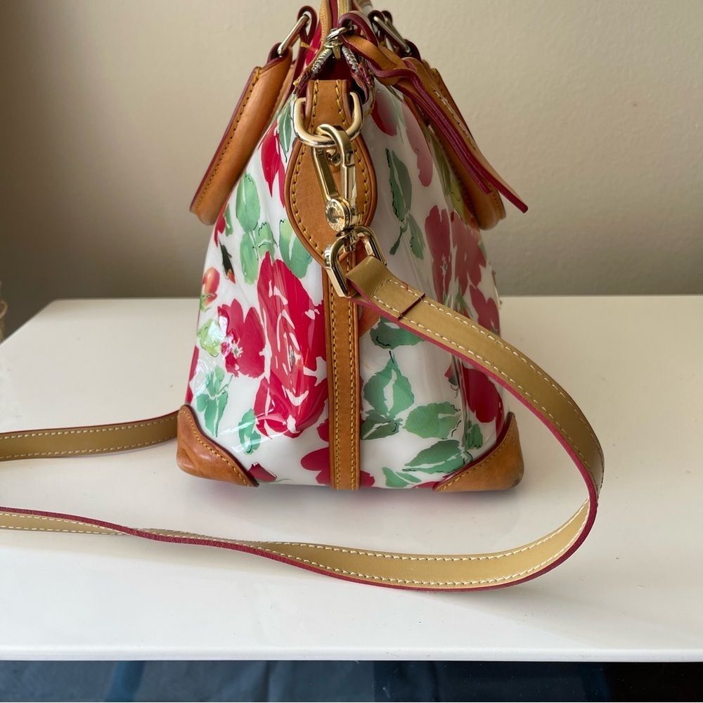 DOONEY & BOURKE  Vintage RARE Floral Sachel bag - Picture 8 of 14